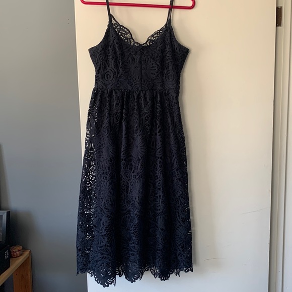 Dresses & Skirts - Size small YAS dress